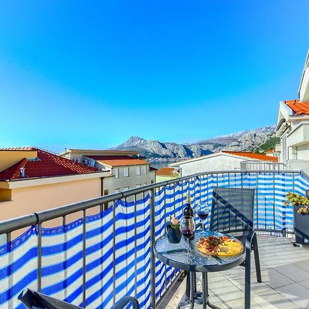 Omis Wind Rose Apartment Bagian luar foto