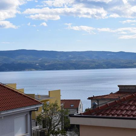 Omis Wind Rose Apartment Bagian luar foto