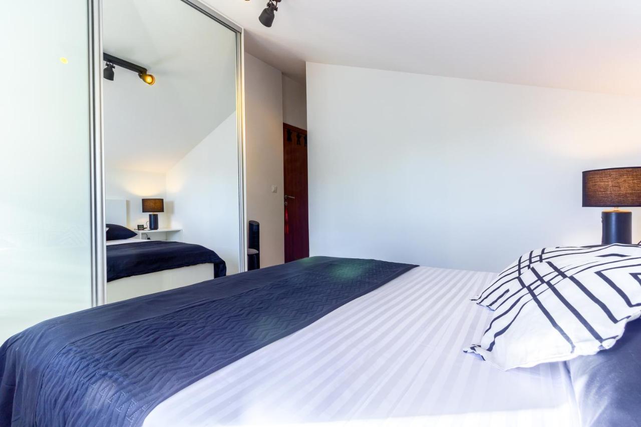 Omis Wind Rose Apartment Bagian luar foto