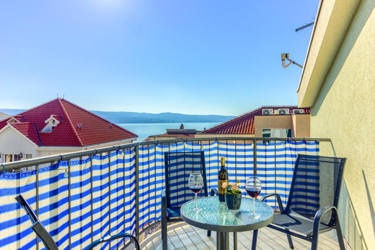 Omis Wind Rose Apartment Bagian luar foto