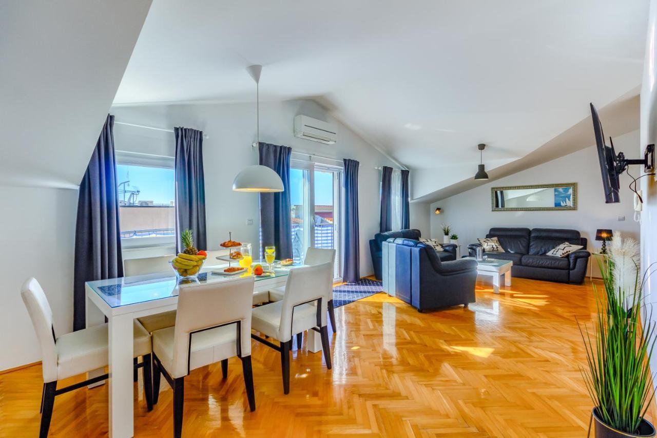 Omis Wind Rose Apartment Bagian luar foto
