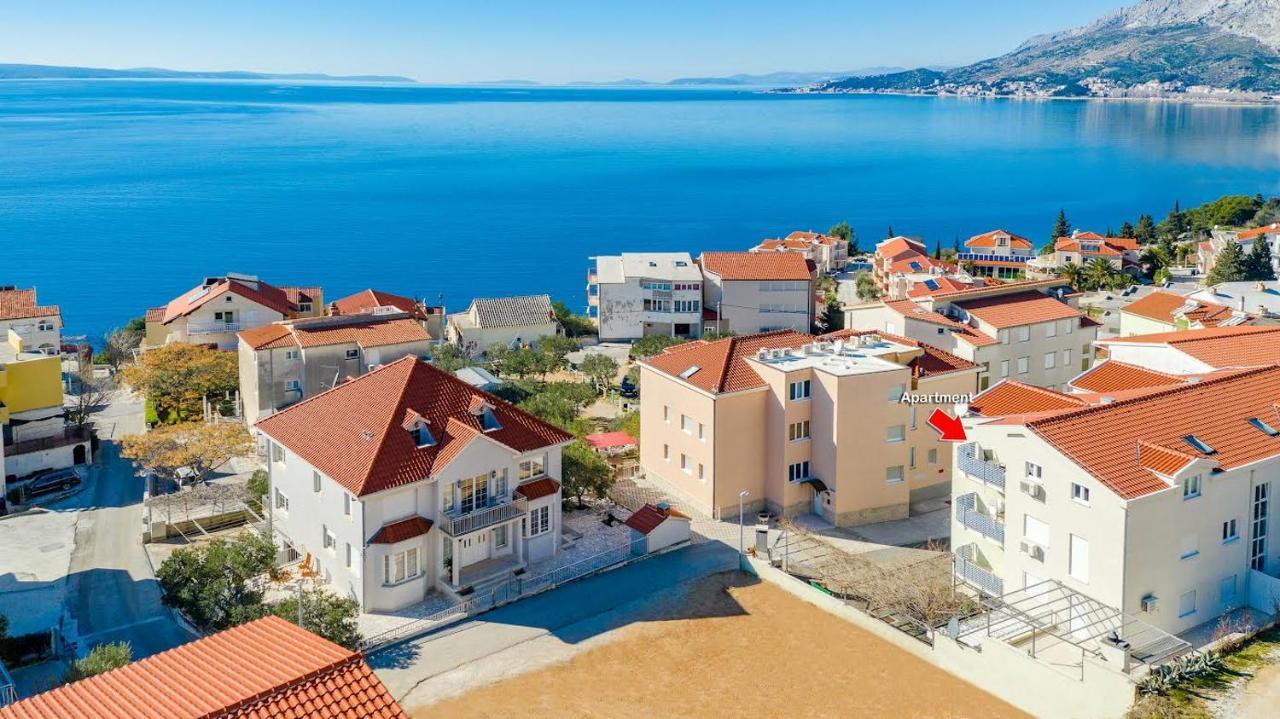 Omis Wind Rose Apartment Bagian luar foto