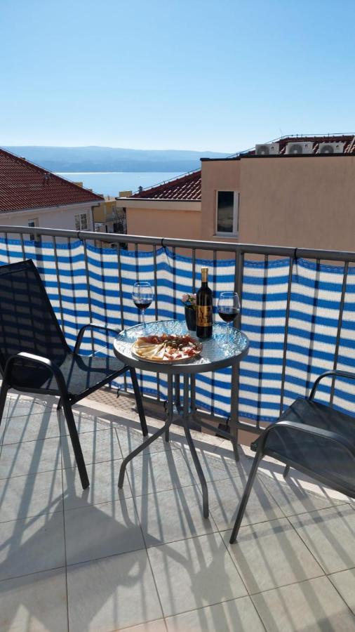 Omis Wind Rose Apartment Bagian luar foto