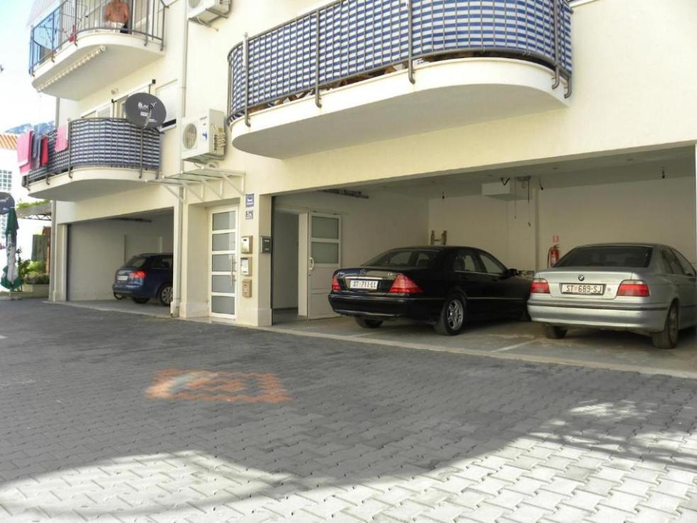Omis Wind Rose Apartment Bagian luar foto