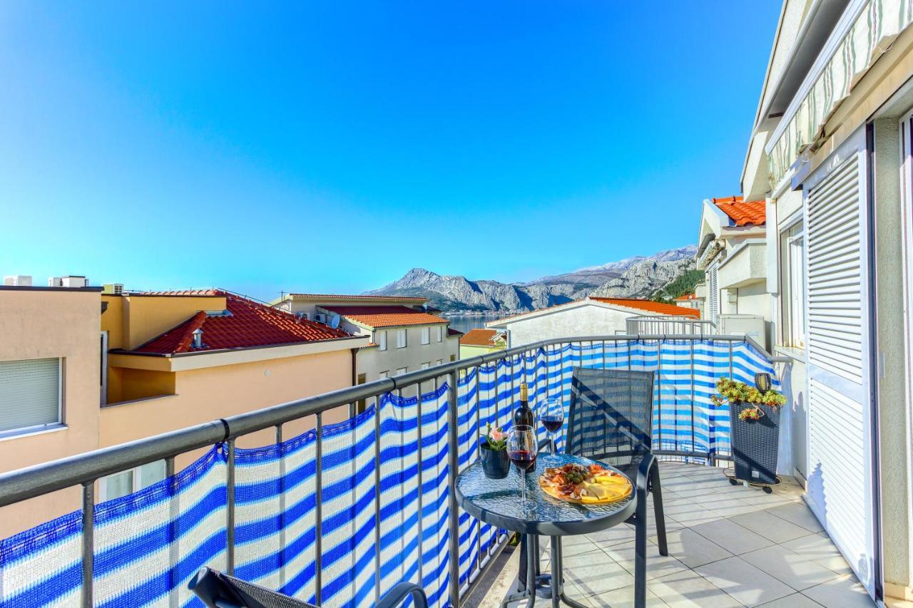 Omis Wind Rose Apartment Bagian luar foto