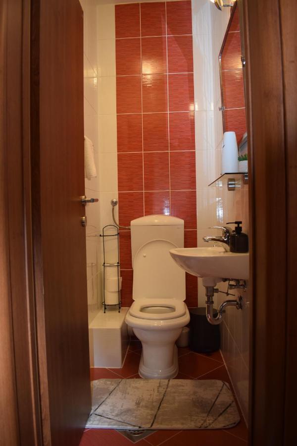 Omis Wind Rose Apartment Bagian luar foto